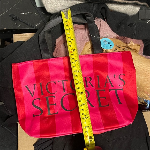 Victoria's Secret Pink & Hot Pink Striped Tote Bag - Picture 4 of 6